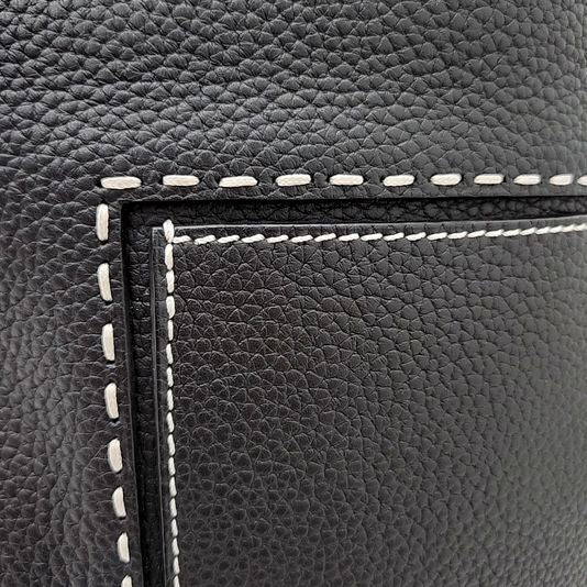 Delvaux Pin Shoulder Bag (10201542)