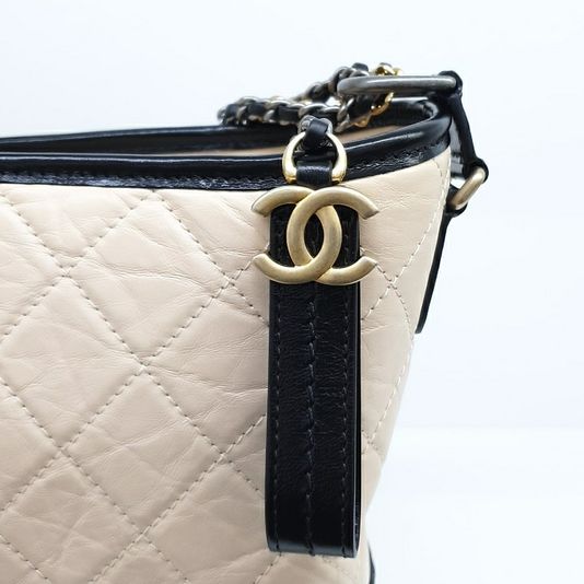 Chanel Gabrielle Hobo Bag Medium (10203888)