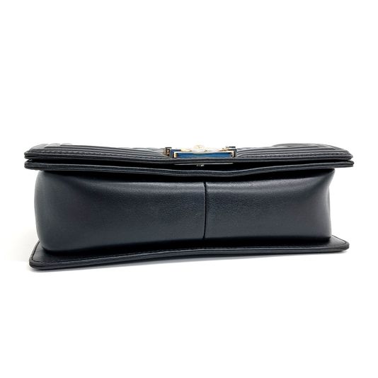 Chanel Lambskin Boy Bag Medium A67086 (10205393)