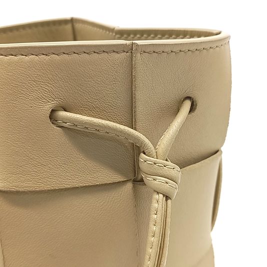 Bottega Veneta Cassette Mini Bucket Bag (10210222)