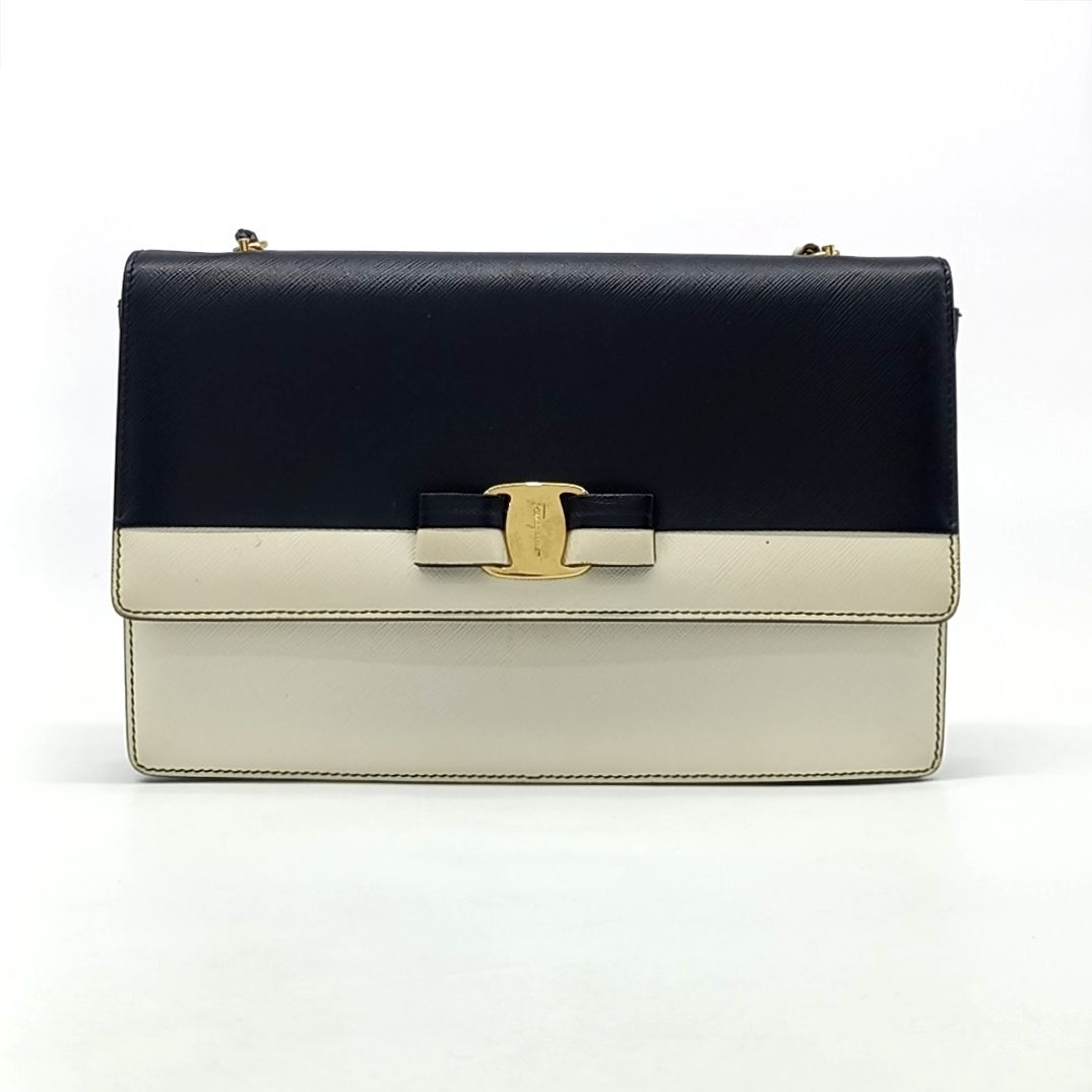 Ferragamo Genie Crossbody Bag (10212562)
