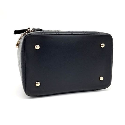 Chanel Cosmetic Case A57343 (10216216)