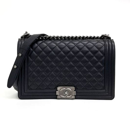 Chanel Boy Bag New Medium (10216949)