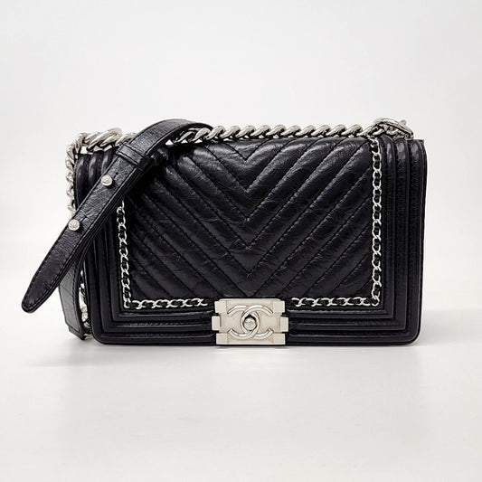Chanel Chevron Boy Bag Medium (10219240)