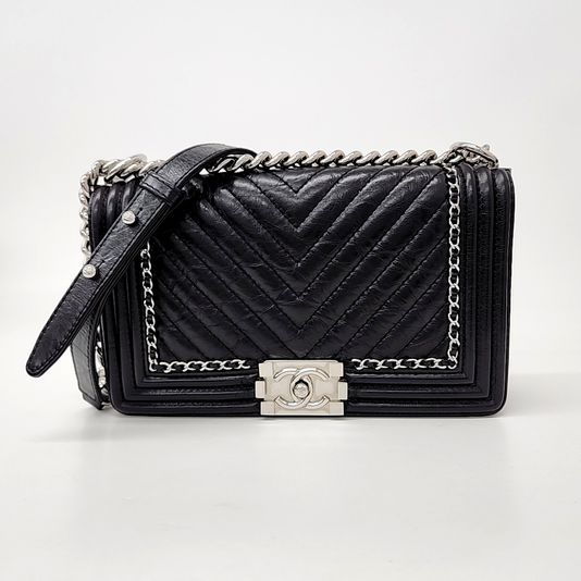 Chanel Chevron Boy Bag Medium (10219240)