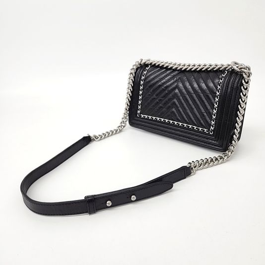 Chanel Chevron Boy Bag Medium (10219240)