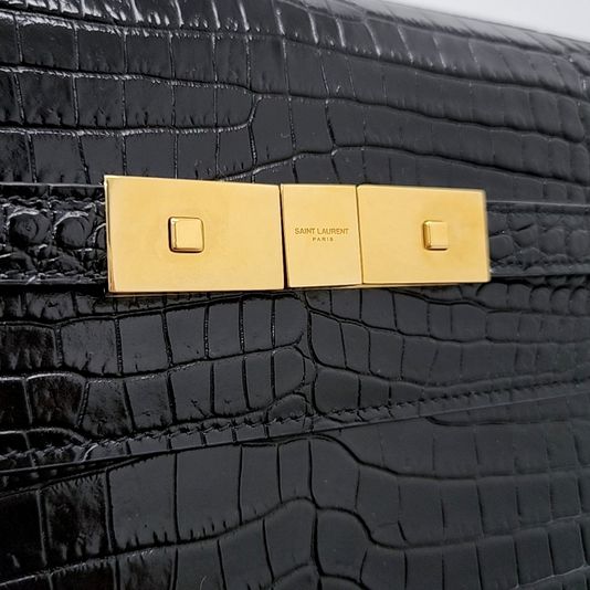 Saint Laurent Manhattan Shoulder Bag (579271) (10219722)