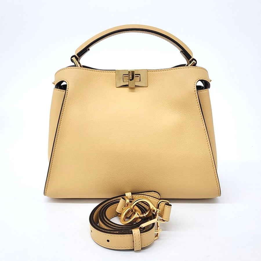 Fendi Peekaboo Essentially Mini (8bn302) (10220918)