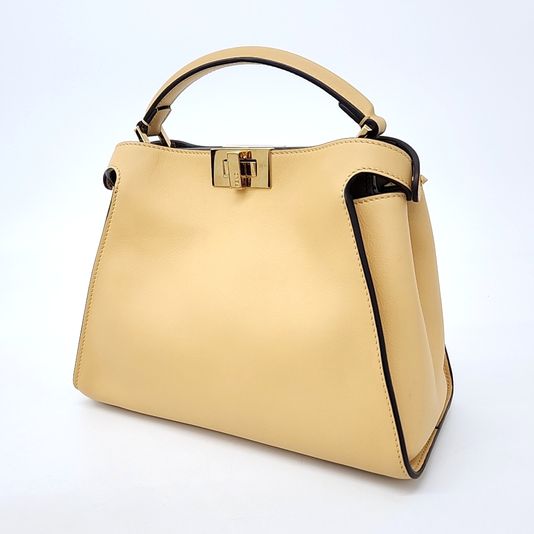 Fendi Peekaboo Essentially Mini (8bn302) (10220918)