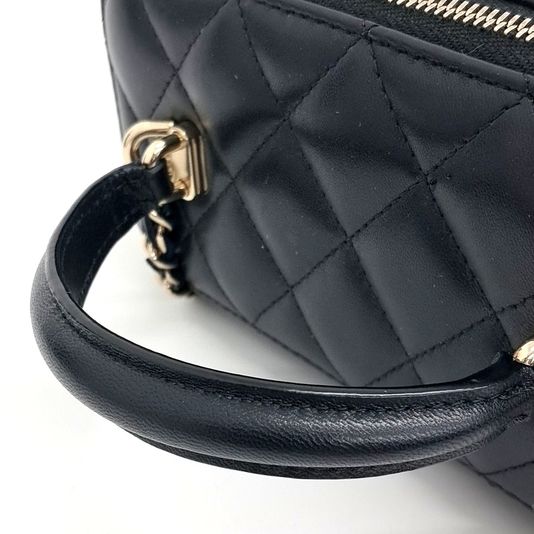 Chanel Lambskin Top Handle Vanity Crossbody Bag (10221550)