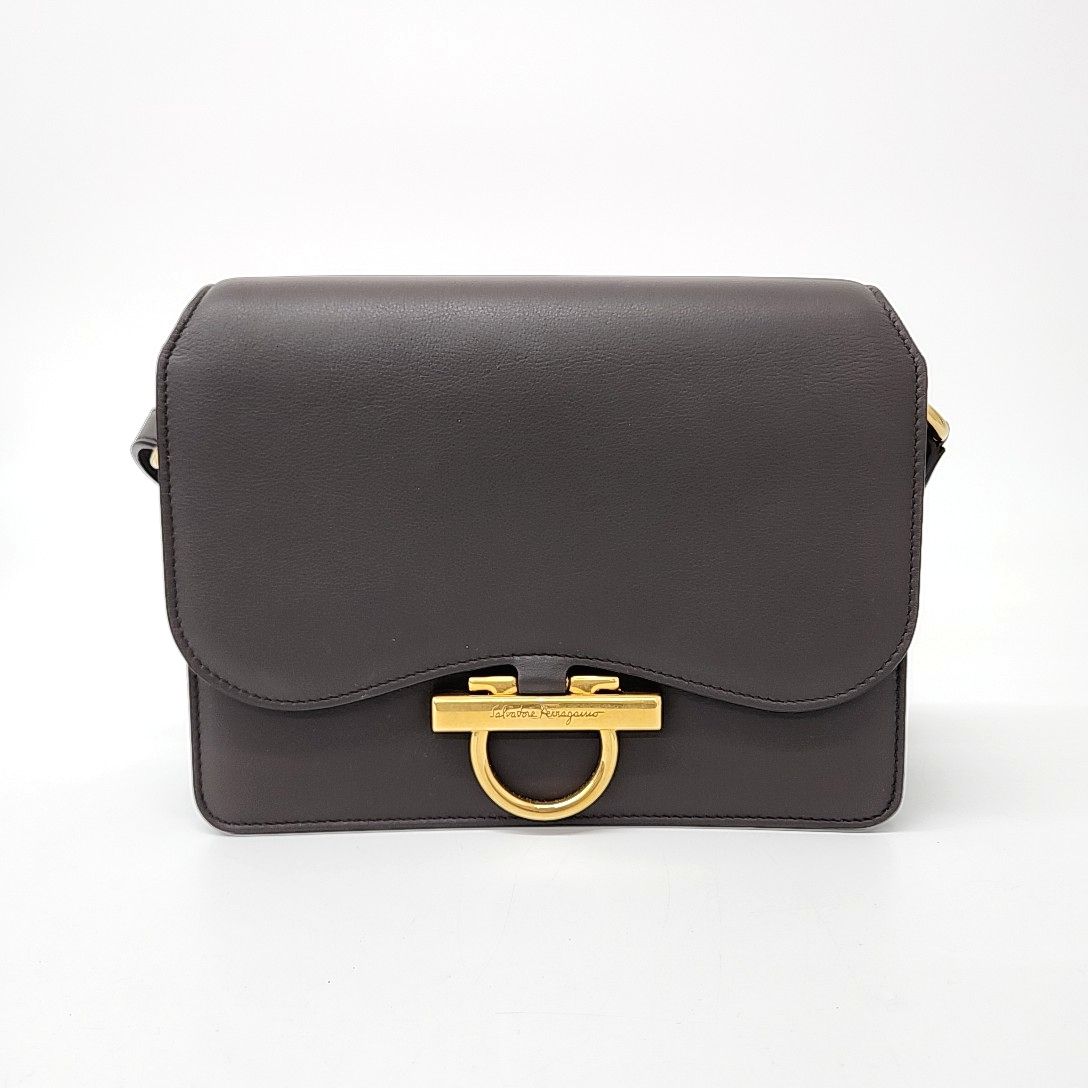 Ferragamo Joan Crossbody Bag (10223946)