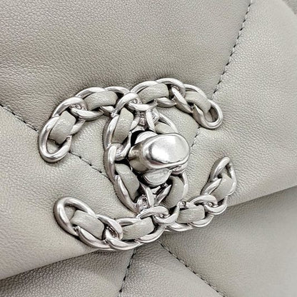 Chanel 19 Flap Bag Small (10225848)