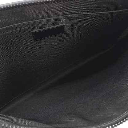 Louis Vuitton Pochette Tougo Clutch (10234749)