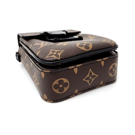 Louis Vuitton S-Lock Vertical Wearable Wallet (10235231)