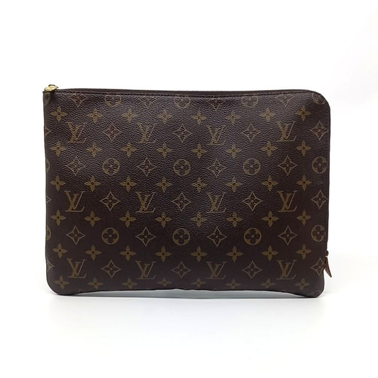 Louis Vuitton Monogram Etu Voyage MM (10238792)