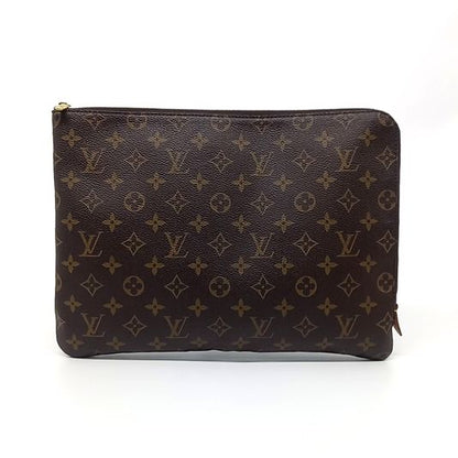 Louis Vuitton Monogram Etu Voyage MM (10238792)