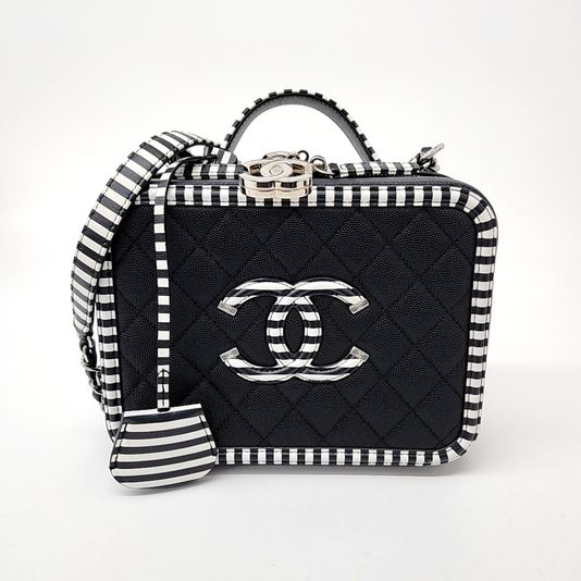 Chanel Caviar Cosmetic Tote and Shoulder Bag (10241714)