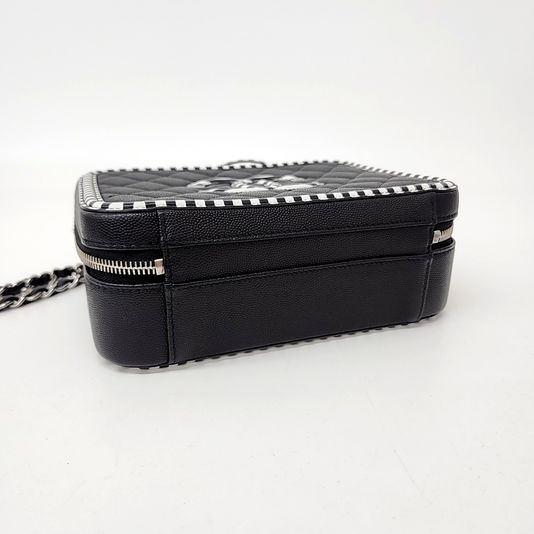 Chanel Caviar Cosmetic Tote and Shoulder Bag (10241714)