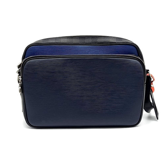 Louis Vuitton Neil Slim Messenger Bag (10244630)