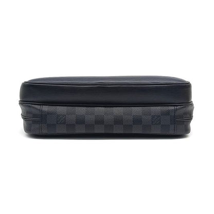 Louis Vuitton Neil Slim Messenger Bag (10244630)