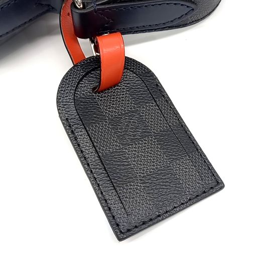 Louis Vuitton Neil Slim Messenger Bag (10244630)