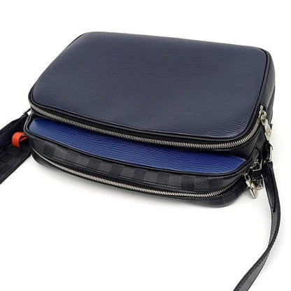 Louis Vuitton Neil Slim Messenger Bag (10244630)