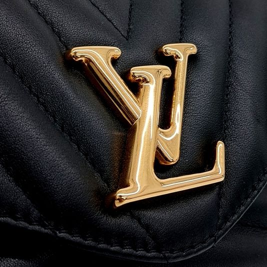 Louis Vuitton New Wave Chain Shoulder Bag PM M20687 (10245148)