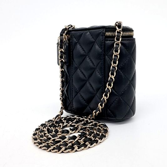 Chanel Vanity Mini Crossbody Bag (10248546)