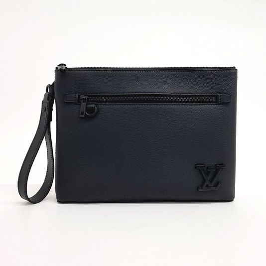 Louis Vuitton iPad Pouch (10250327)