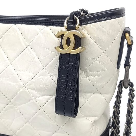 Chanel Gabrielle Hobo Bag Medium (10258708)