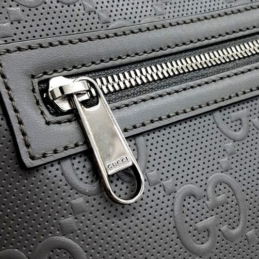 Gucci GG Embossed Messenger Crossbody Bag (406410) (10251742)