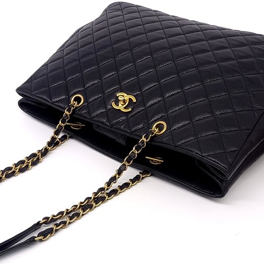Chanel Caviar Chain Shoulder Bag (10253766)