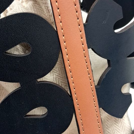 Loewe Anagram Cutout Shoulder Bag (10254517)