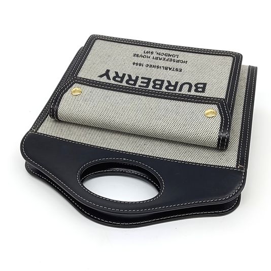 Burberry Pocket Bag Mini (10257412)