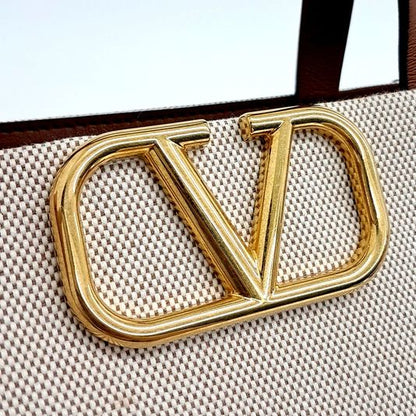 Valentino V-logo tote and shoulder bag (10259155)