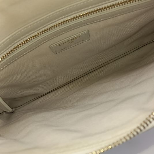 Chanel Caviar Clutch New Medium (10262608)