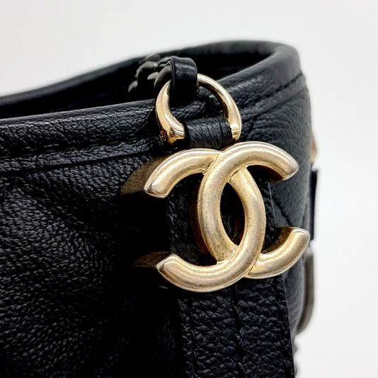 Chanel Gabrielle Hobo Bag Medium (10264140)