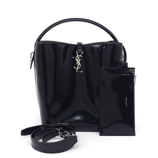 Saint Laurent LE37 Cassandra Bucket Bag (742828) (10267044)