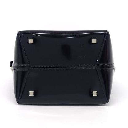 Saint Laurent LE37 Cassandra Bucket Bag (742828) (10267044)