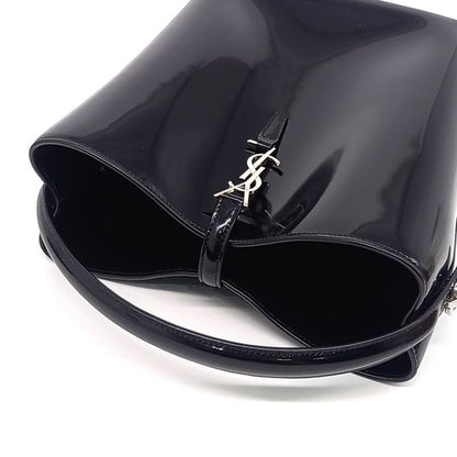 Saint Laurent LE37 Cassandra Bucket Bag (742828) (10267044)