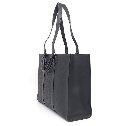 Louis Vuitton Taurillon Sac Plat 24h (10272253)