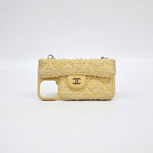 Chanel tweed chain phone case (10272435)