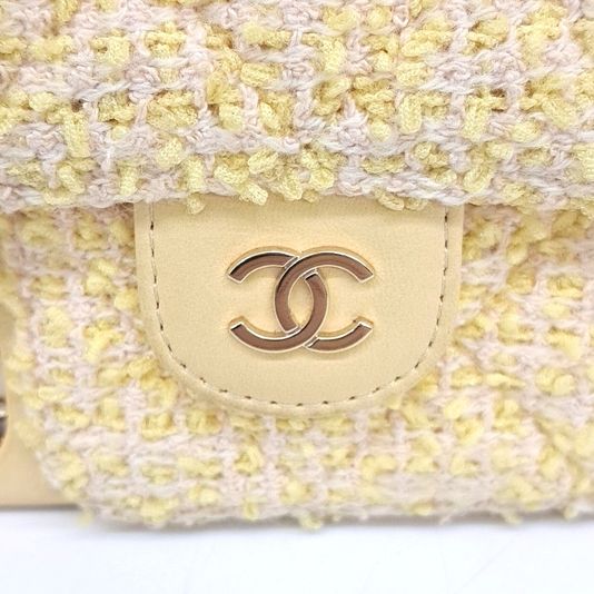 Chanel tweed chain phone case (10272435)