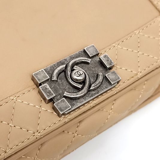 Chanel Boy Bag Medium (10275001)