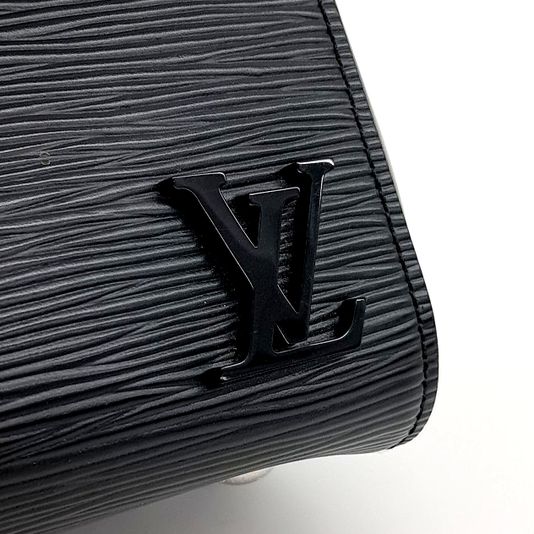 Louis Vuitton Epi Cluny BB M41312 (10275676)