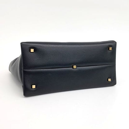 Valentino One Stud Tote Bag (10275762)