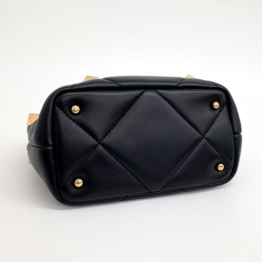Valentino Roman Studded Tote and Shoulder Bag (10275764)