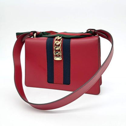 Gucci Sylvie Bag (421882) (10275851)