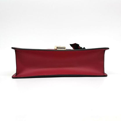 Gucci Sylvie Bag (421882) (10275851)