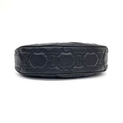 Gucci GG Matelassé Small Shoulder Bag (739709) (10276644)